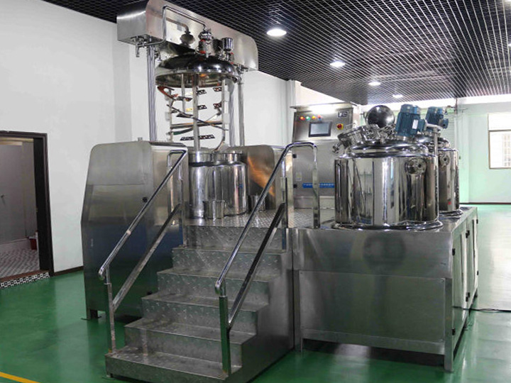 Vacuum Emulsifier