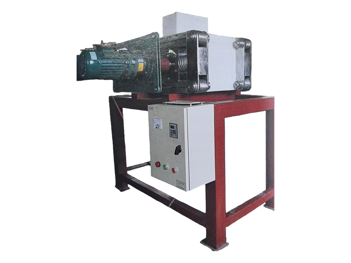 Ceramic roll machine